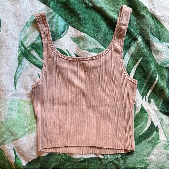 UO Ribbed Tank - Picture 3 of 3